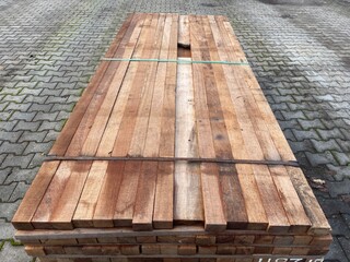 Ca. 105x Massaranduba Regels Fijnbezaagd, 40x60mm, lengte 200cm